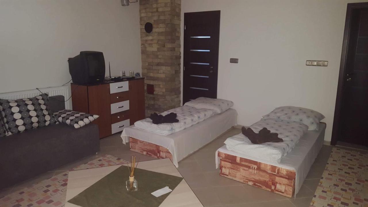 Korona Panzio Bed & Breakfast Blh nad Iplom Екстериор снимка
